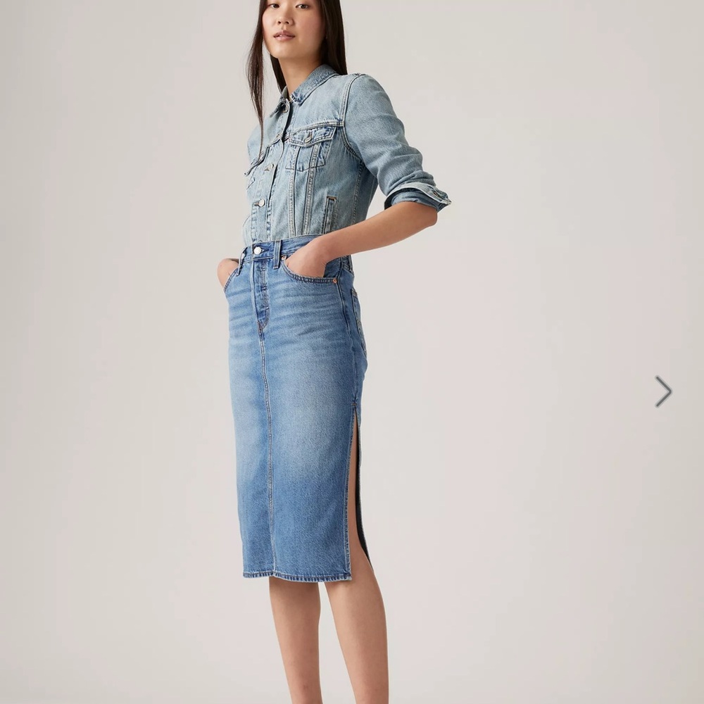 Levi’s Premium side slit skirt